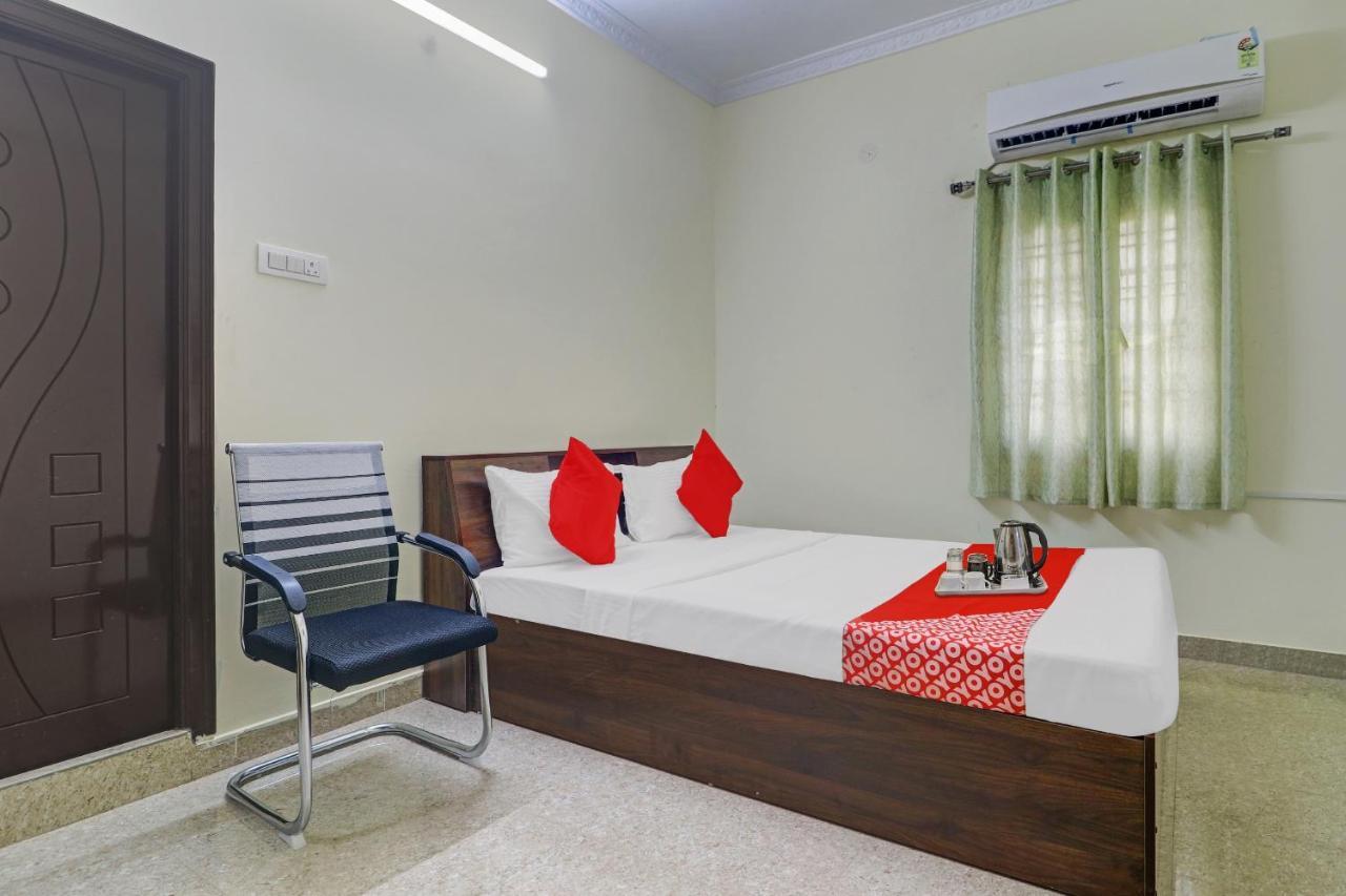 Hotel O S V Residency Kajaguda Near Gachibowli Hyderabad Esterno foto
