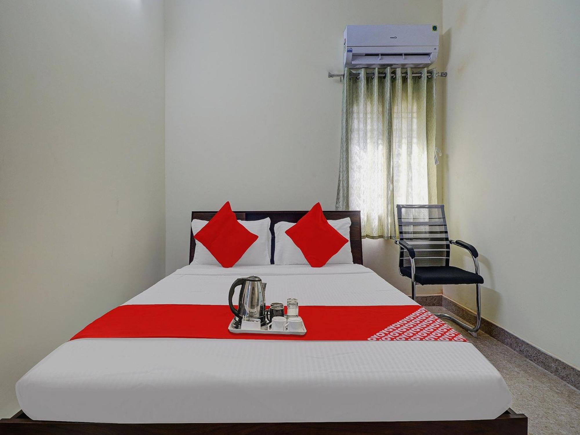 Hotel O S V Residency Kajaguda Near Gachibowli Hyderabad Esterno foto