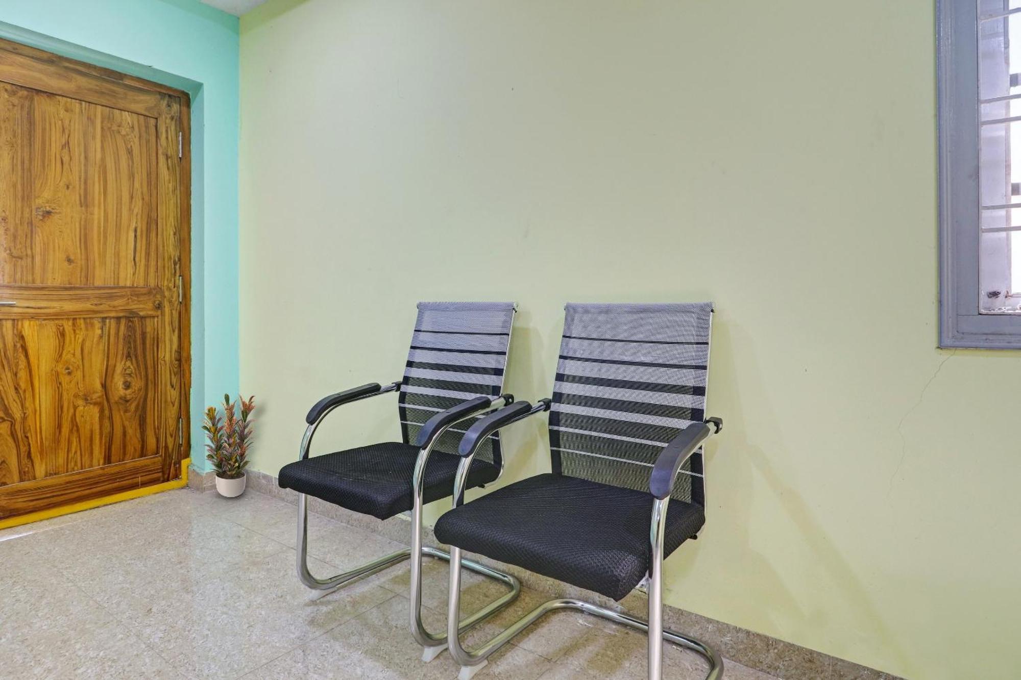 Hotel O S V Residency Kajaguda Near Gachibowli Hyderabad Esterno foto